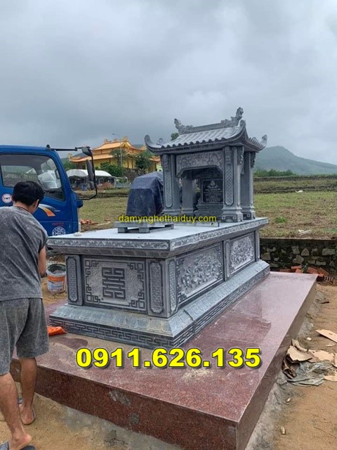 Mộ Tôn Tạo Bằng Đá Tự Nhiên Bán ở Tại Tiền Giang