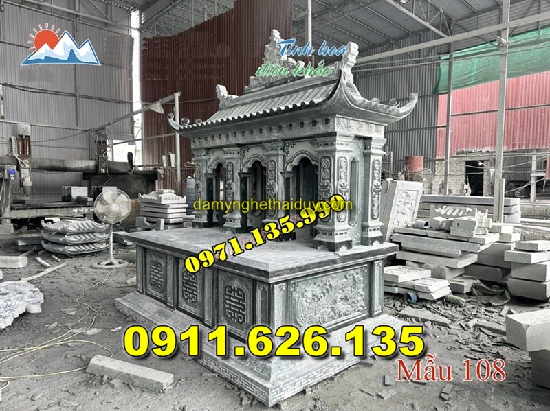 Mộ đá 3 ngôi liền kề dành cho 2 ông 1 bà