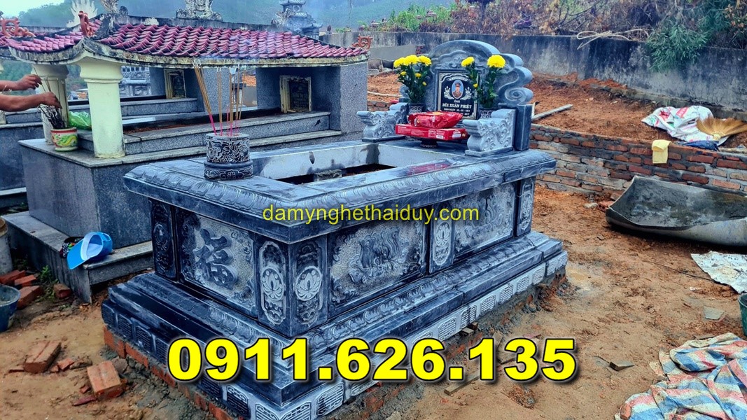 Mộ Tôn Tạo Bằng Đá Tự Nhiên Bán ở Tại SÓC TRĂNG