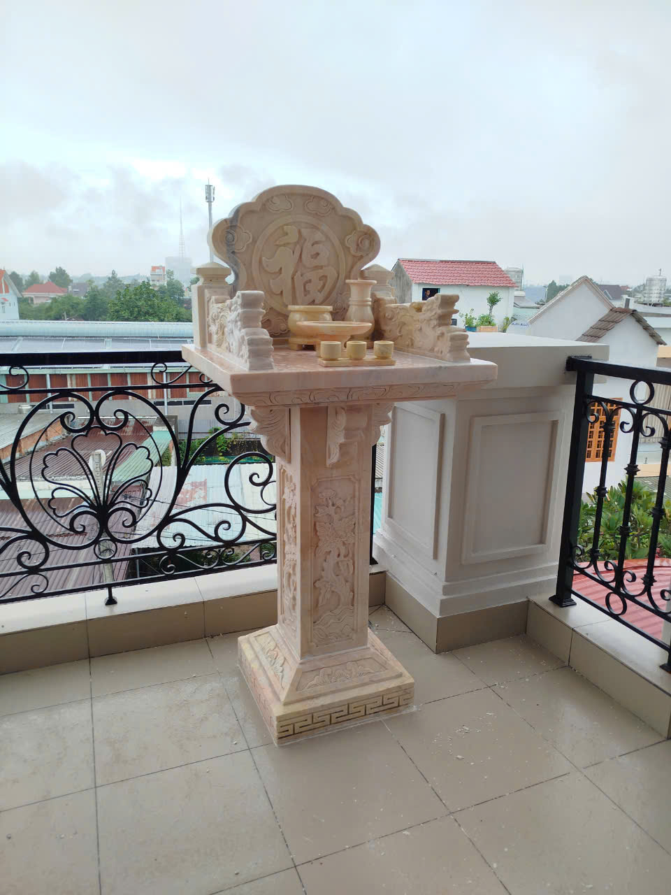 Miếu thờ đá là gì? Để thờ ai?