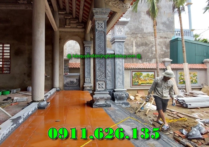 cơ sở chúng tôi chuyên sản xuất và bán lắp đặt tận nơi các sản phẩm ,Cột đồng trụ đá xanh rêu ,Cột đồng trụ đá xanh đen ,Cột cổng đá chạm rồng phượng ,Cột cổng đá nhà thờ họ ,Cột cổng đá đình làng ,Cột cổng đá chùa ,Cột cổng đá tam quan ,Cột cổng đá nguyên khối
