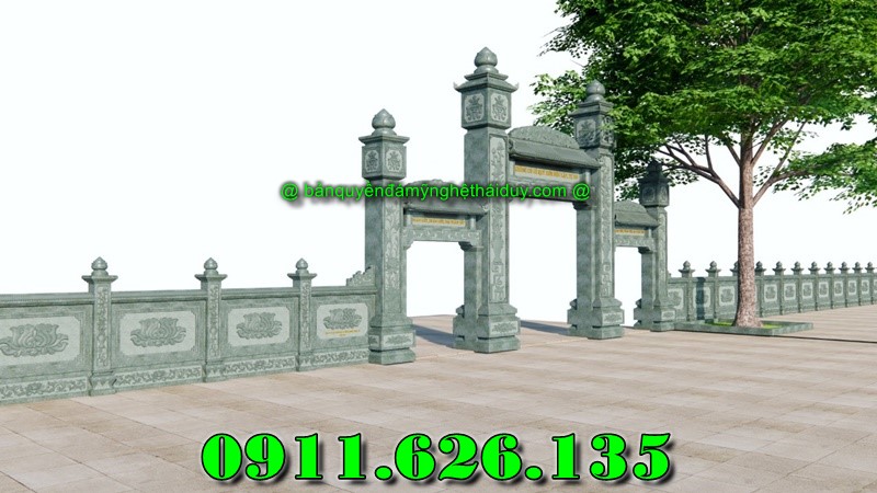 khu lăng mộ gồm có những hạng mục như ,hàng rào,cột đồng chụ,bình phong ,cột tứ trụ ,lư hương,cuốn thư,bàn lễ,rồng,cuốn thư,đèn thờ,bậc tam cấp,tường bao,Nghê đá, sư tử đá,Bàn thờ ngoài trời (bàn thờ thiên) thờ Trời, Thần linh, Thổ địa