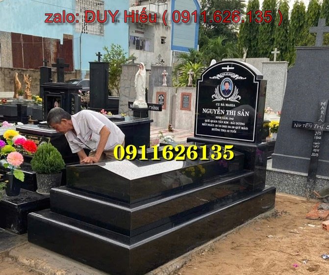 2 mẫu mộ đá granite nguyên khối nhà mồ hòa bình