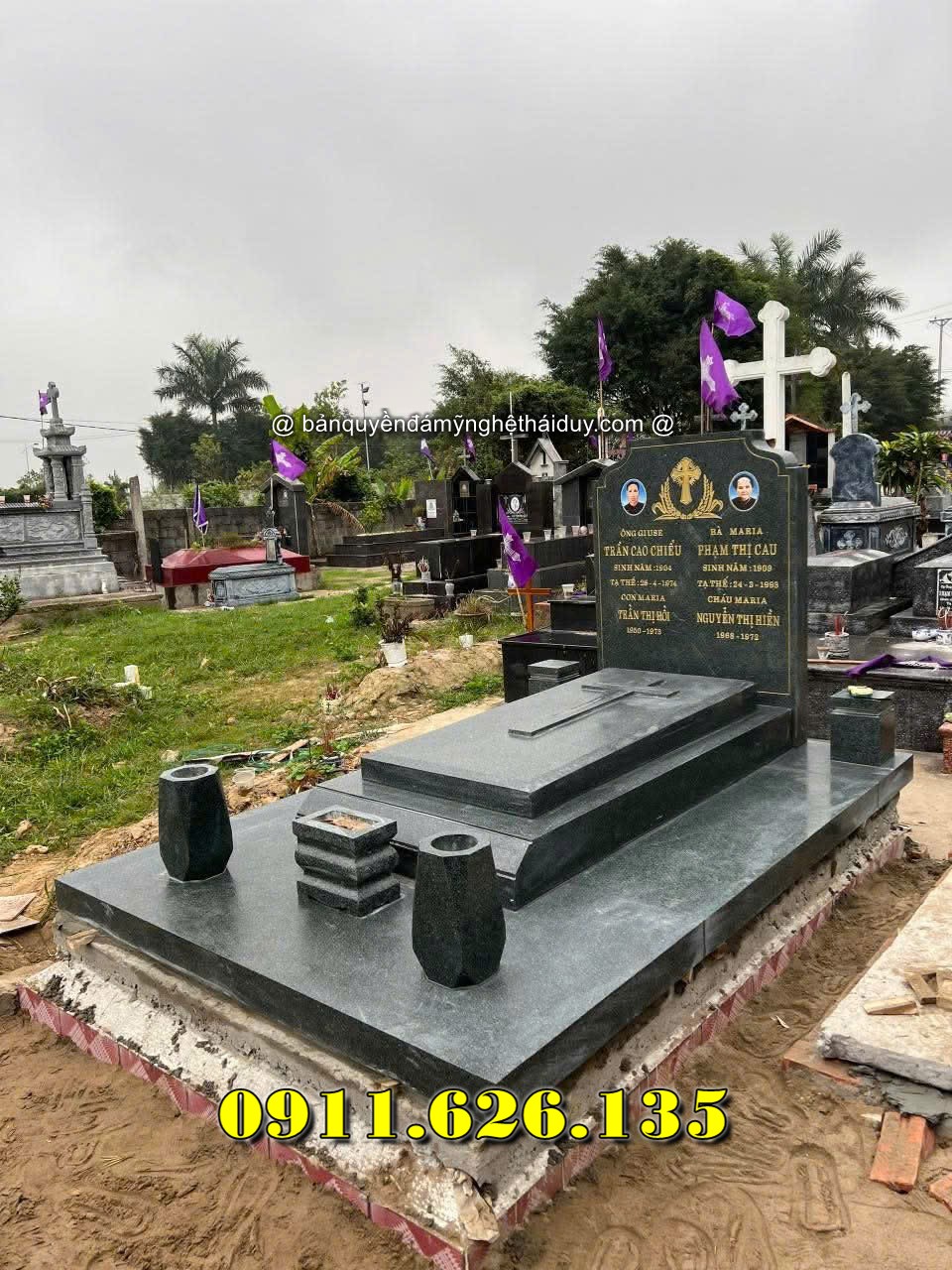 chúng tôi chuyên sản xuất và lắp đặt như, lăng mộ đá mộ đá ,hoa cương, xây mộ ,ngôi mộ ,đẹp, ốp gạch ,đẹp nhất ,đơin giản, mái che,mẫu mộ, khích thước,mộ một mái , mội hai mái ,đaị lý, xưởng sản xuất,nghĩa trang,kim tĩnh,nhà mồ,huyệt mộ,mồ mả,hung táng,cải táng,nấm mồ,đắp mồ,gia đình, giòng họ,