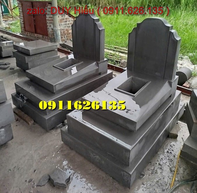 Mộ đá granite xanh nguyên khối tại Hòa Bình