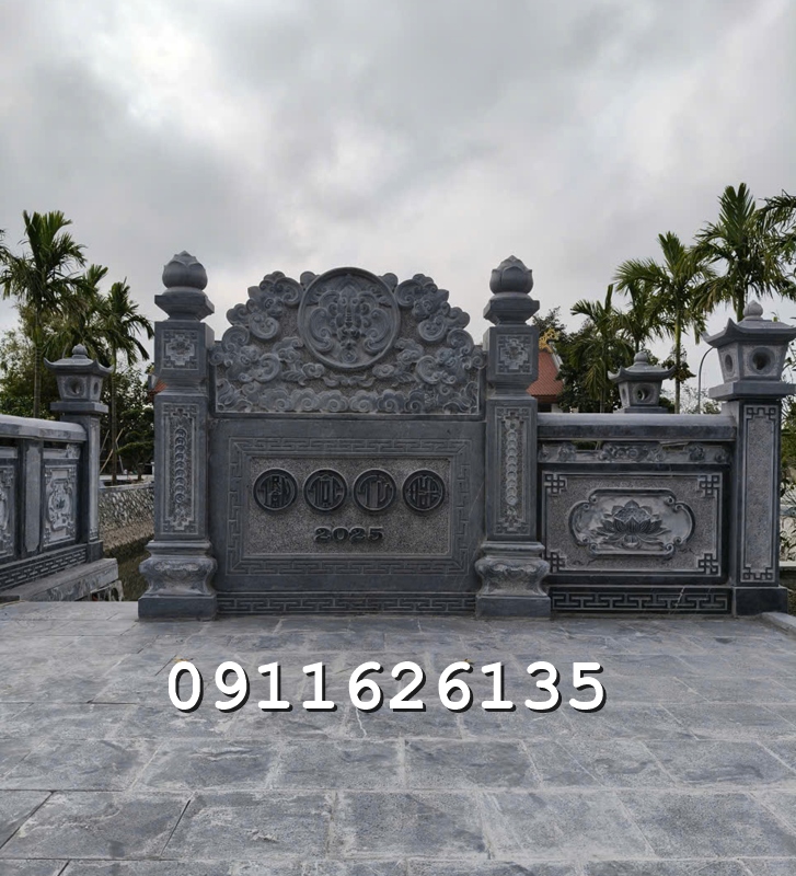 cơ sở chúng tôi chuyên sản xuất và lắp đặt trọn gói ,cuốn thư đá ,bình phong đá ,hàng rào đá ,cột đồng chụ đá ,cột tứ trụ nhà thờ đá ,lư hương đá ,bàn lễ đá ,bậc tam cấp đá ng bao,Nghê đá, sư tử đá,Bàn thờ đá cây hương đá ,miếu thờ đá ,lăng mộ đá ,mộ đá ,
