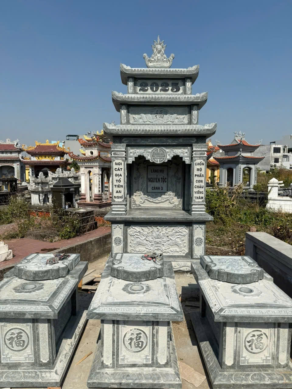https://damynghethaiduy.com/wp-content/uploads/2026/05/2-Vinh-Phuc-Bao-Gia-Cay-Huong-Da-Nghia-Trang-Moi-Nhat-2026.jpg