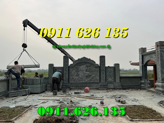 cơ sở chúng tôi chuyên sản xuất và lắp đặt trọn gói ,cuốn thư đá ,bình phong đá Cuốn thư đá ,Bình phong đá, Cuốn thư bình phong đá, Bình phong bằng đá ,hàng rào đá ,cột đồng chụ đá ,cột tứ trụ nhà thờ đá ,lư hương đá ,bàn lễ đá ,bậc tam cấp đá ng bao,Nghê đá, sư tử đá,Bàn thờ đá cây hương đá ,miếu thờ đá ,lăng mộ đá ,mộ đá ,