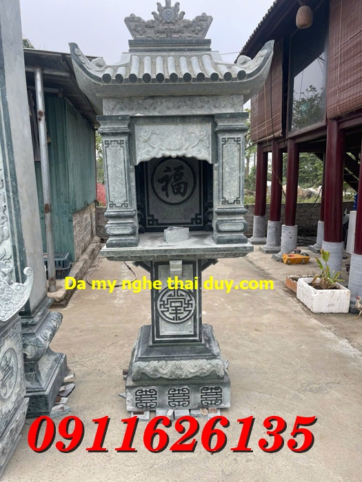 Mẫu bàn thờ Thiên đá xanh đen nguyên khối có mái
